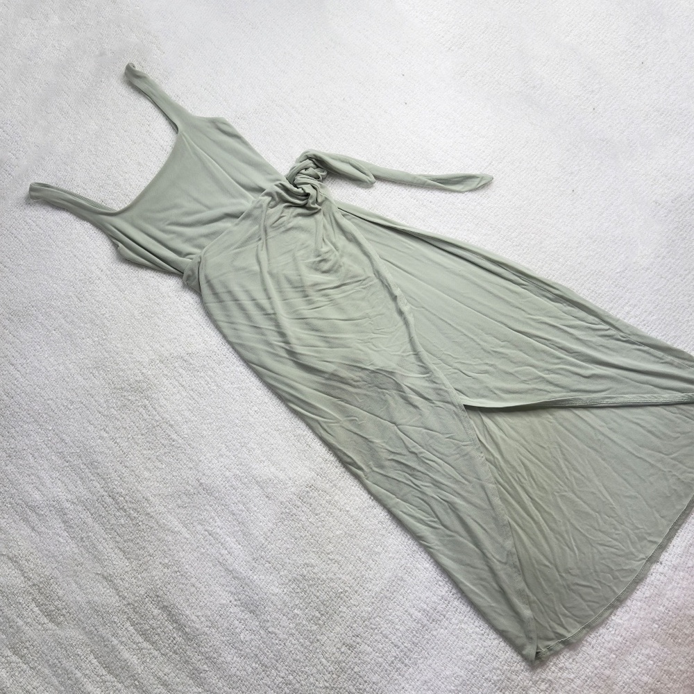 Aritzia Wilfred SATURN MIDI DRESS